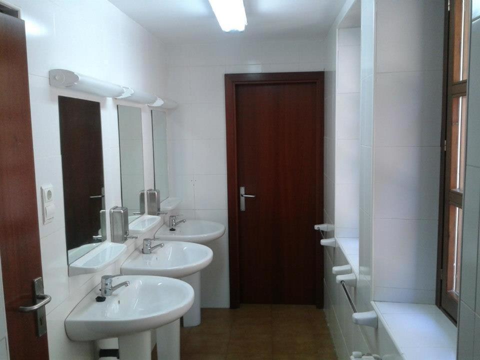 Albergue De Canfranc Estacion Ngoại thất bức ảnh