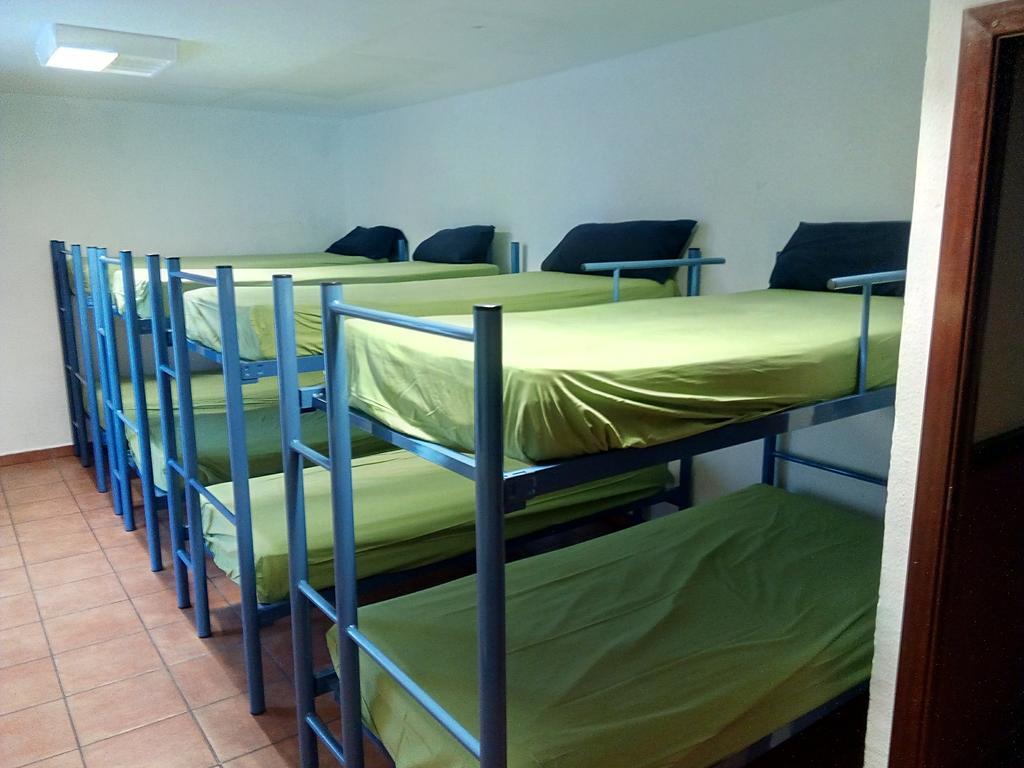 Albergue De Canfranc Estacion Phòng bức ảnh