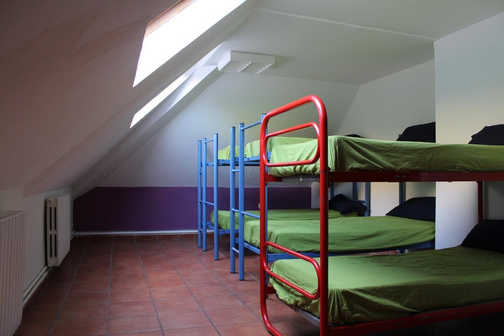 Albergue De Canfranc Estacion Phòng bức ảnh