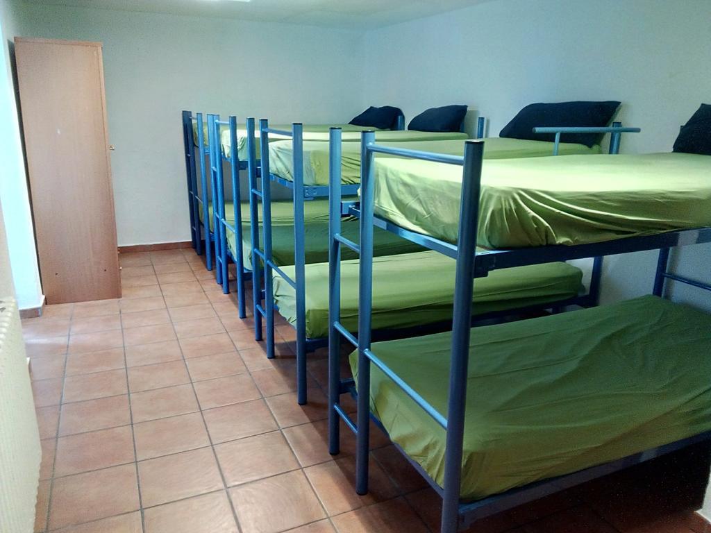 Albergue De Canfranc Estacion Ngoại thất bức ảnh