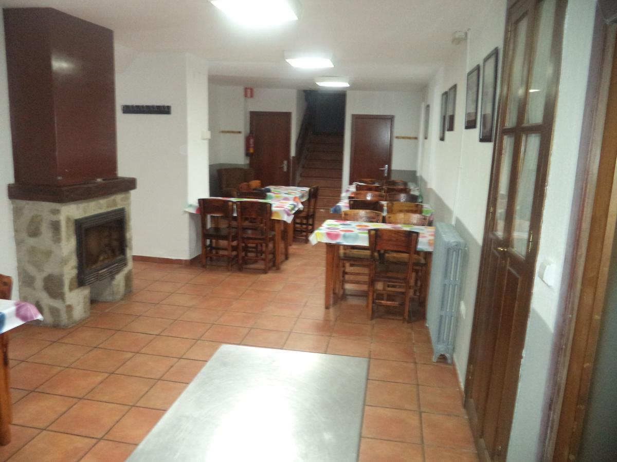 Albergue De Canfranc Estacion Ngoại thất bức ảnh